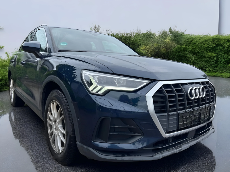 Audi Q3 35 TFSI (1)