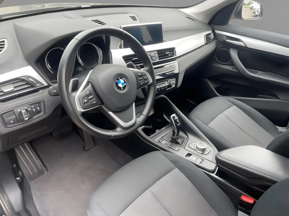 BMW X1 sDrive18d Advantage - foto 6