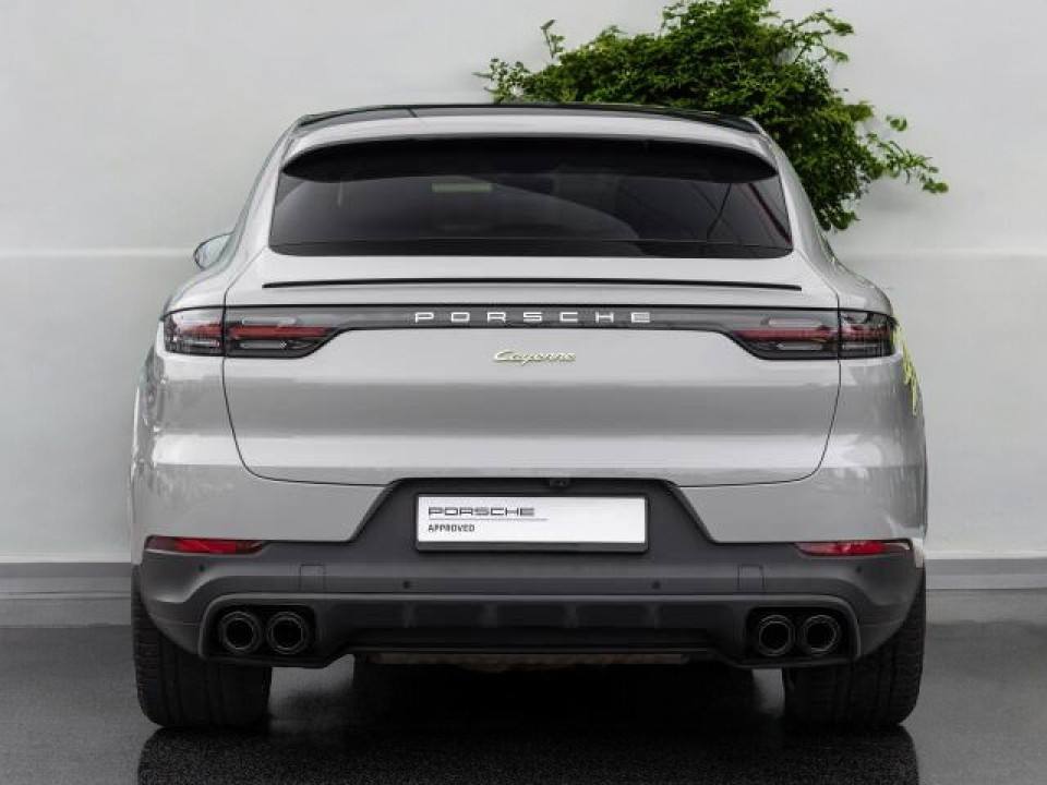 Porsche Cayenne Coupe E-Hybrid (5)