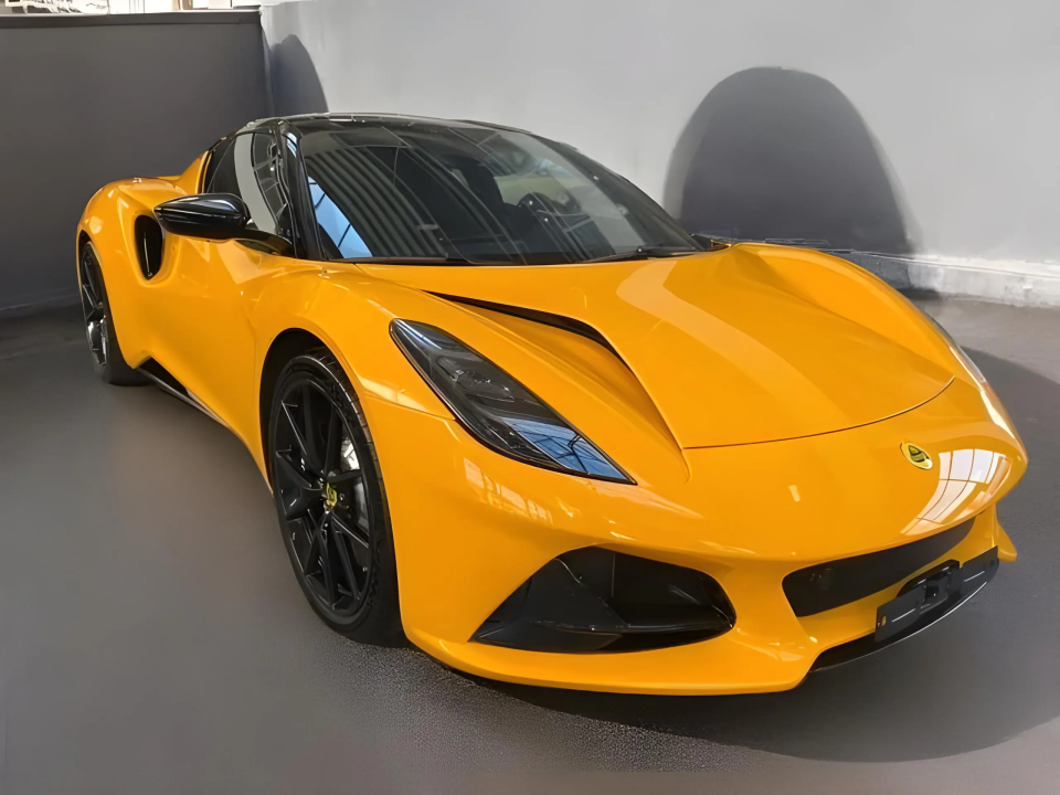 Lotus Emira V6 First Edition (1)