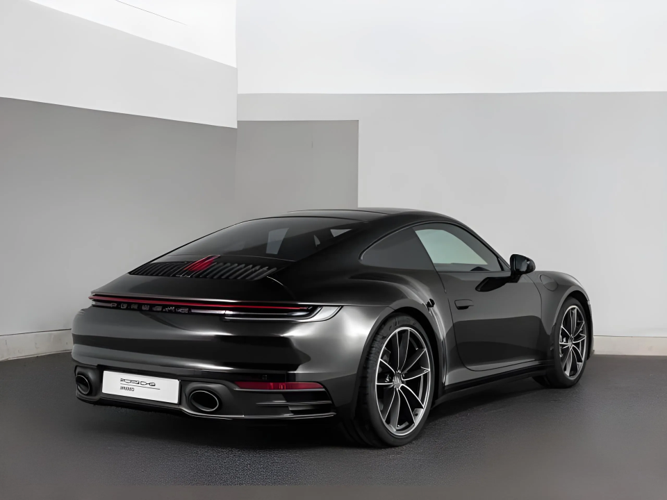 Porsche 911 Carrera (992) (4)