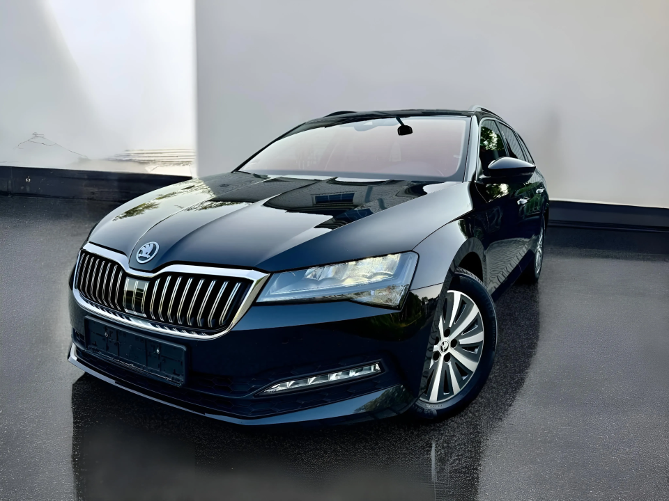 Skoda Superb 2.0 - foto 6