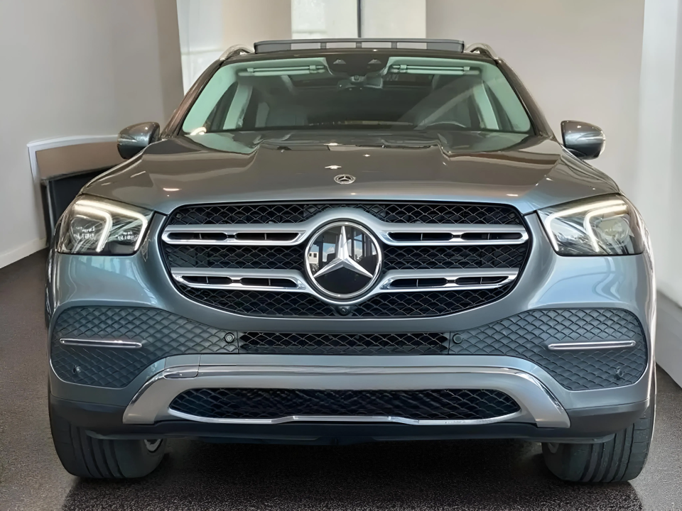 Mercedes-Benz GLE 300d 4MATIC (1)