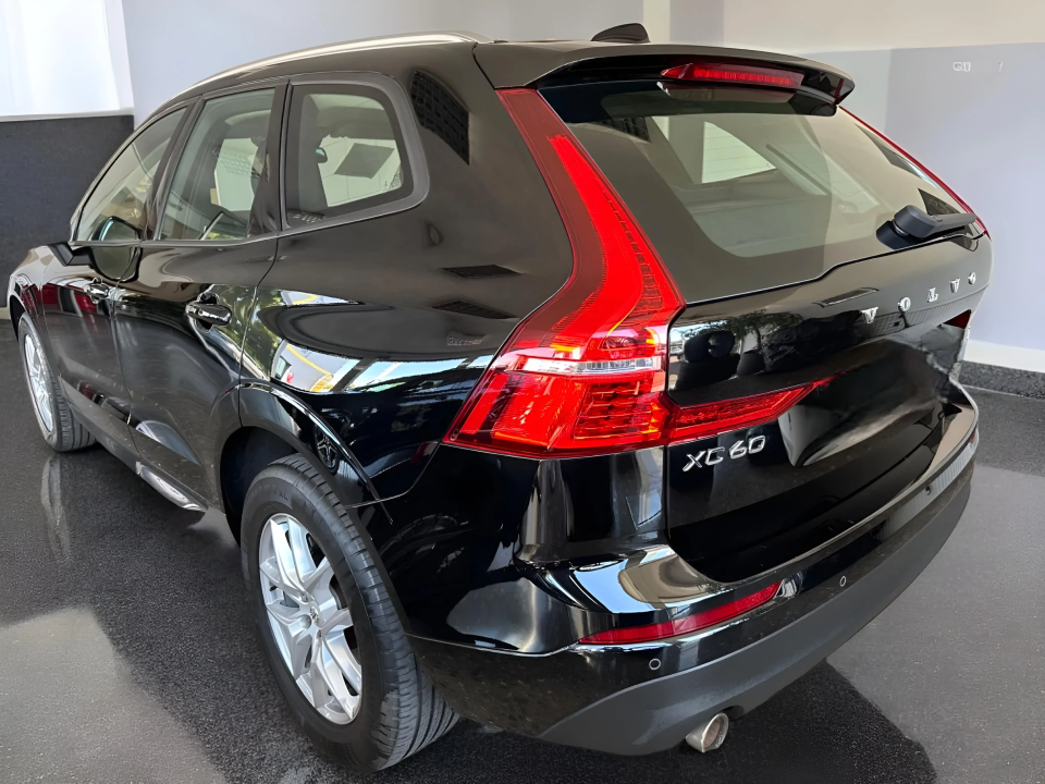 Volvo XC 60 Momentum 2WD (4)