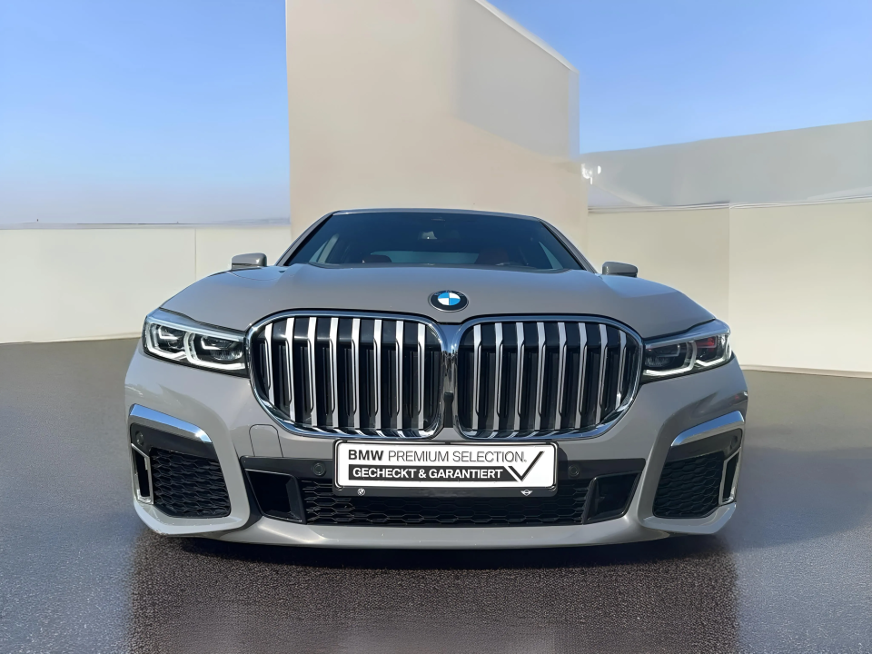 BMW Seria 7 740d xDrive MHEV M-Sport - foto 8