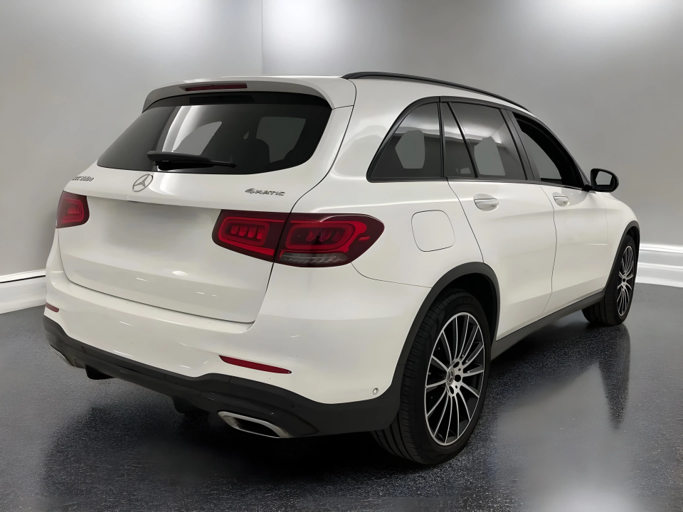 Mercedes-Benz GLC 300 d AMG Line 4Matic (2)