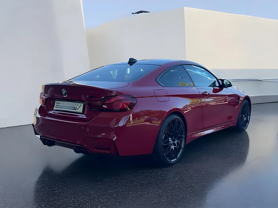 BMW M4 Coupe (2)