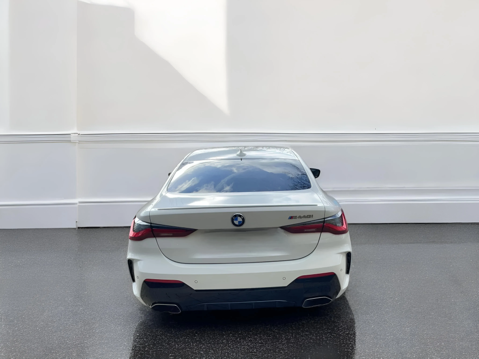 BMW M4 M440i Coupe (3)