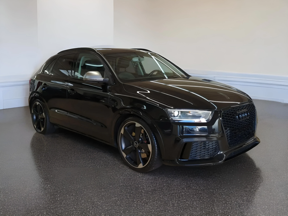 Audi RS Q3 2.5 TFSI quattro S tronic (1)