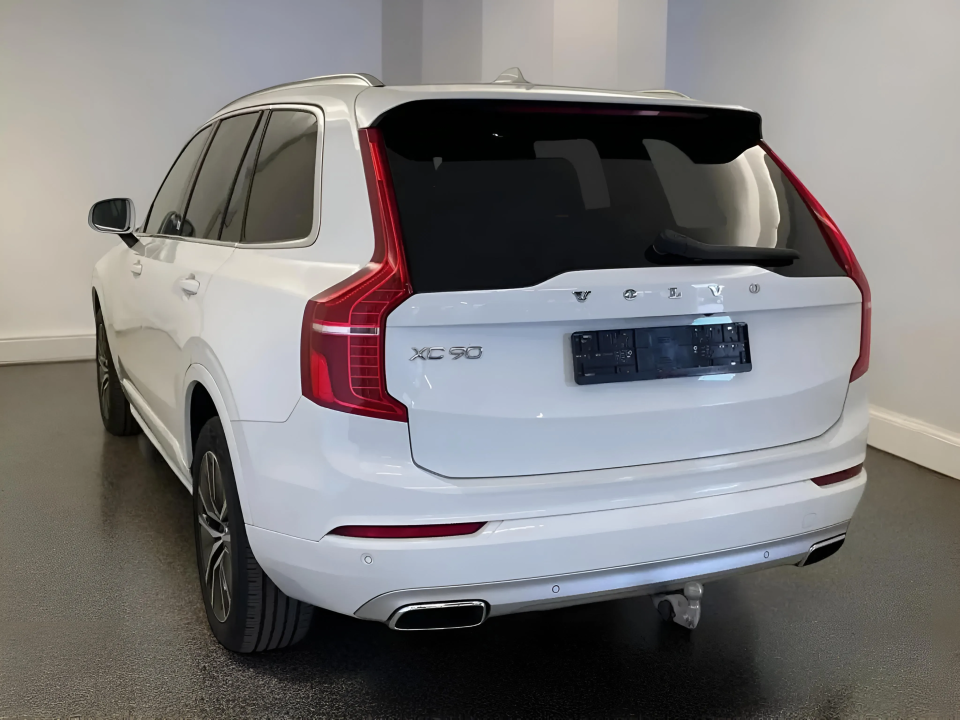 Volvo XC 90 B5 AWD MHEV Momentum Pro 7 locuri (2)