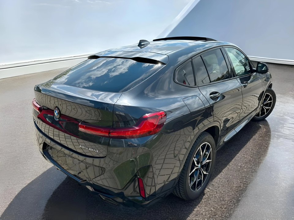 BMW X4 xDrive 20d M Sport (2)