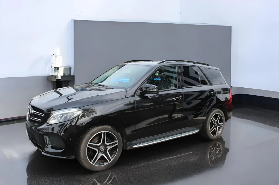 Mercedes-Benz GLE SUV 350d 4MATIC (2)