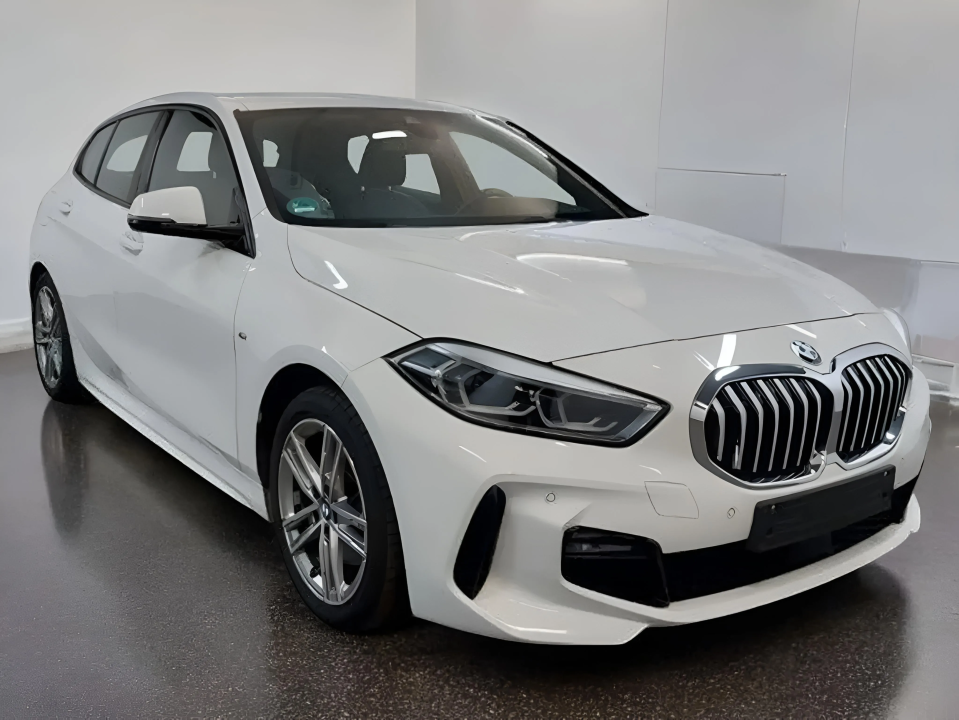 BMW Seria 1 116i Steptronic M-Sport (1)