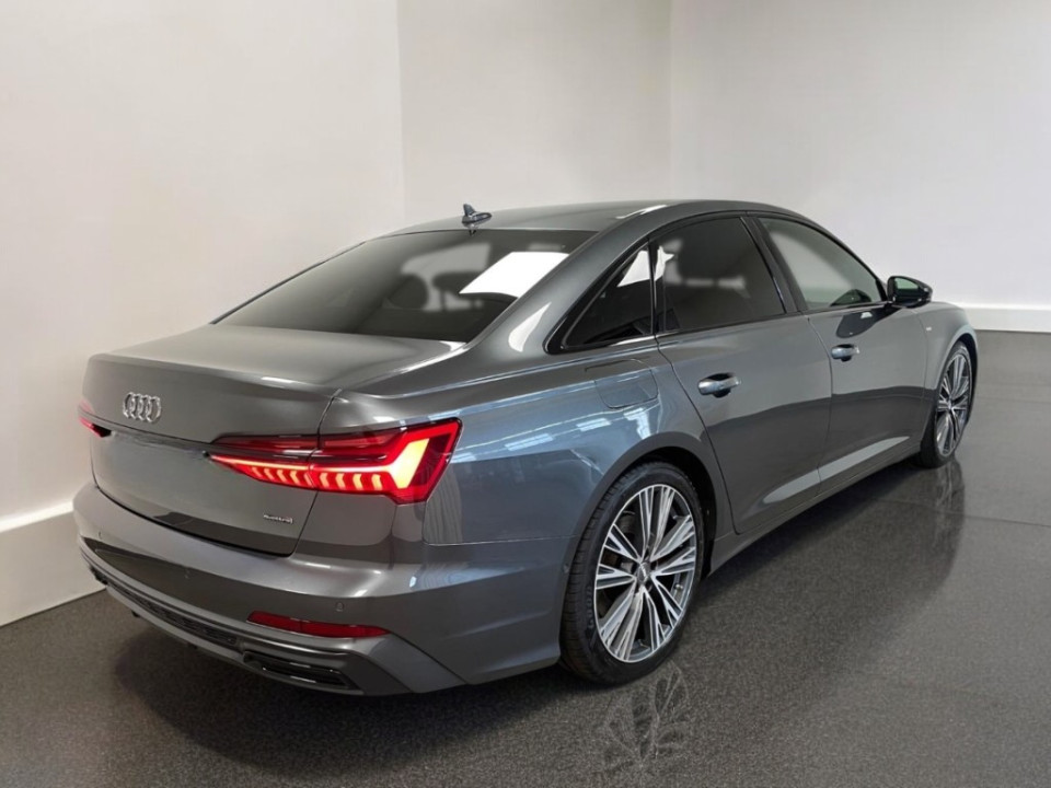 Audi A6 55 TFSI e Quattro S tronic Sedan Sport (3)