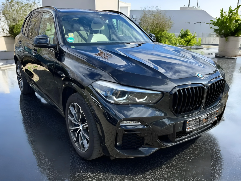 BMW X5 xDrive 40d Pachet M Sport (1)