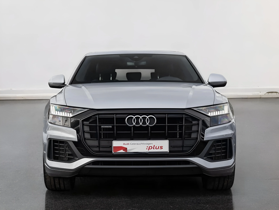 Audi Q8 55 TFSIe quattro tiptronic S-Line (2)