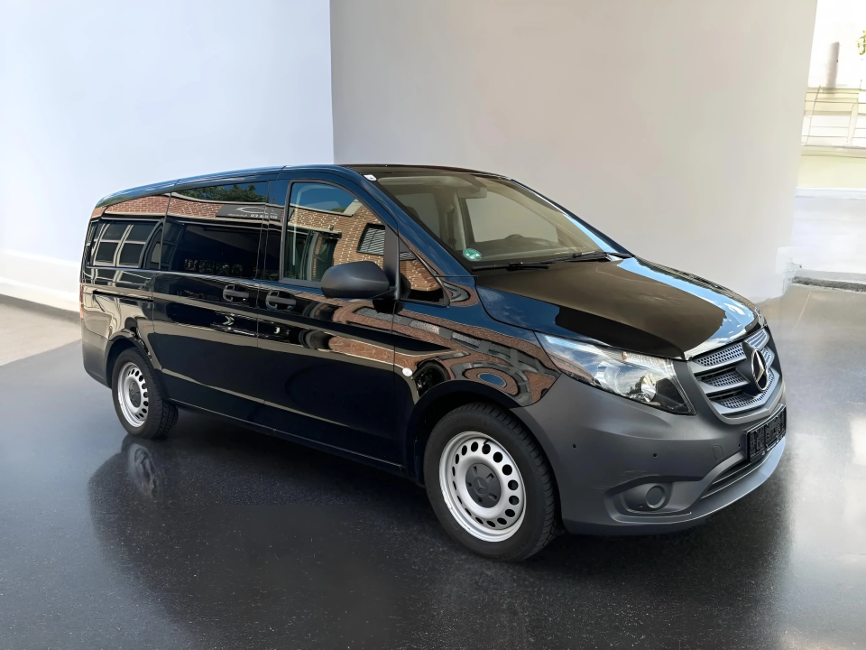 Mercedes-Benz Vito Tourer 114 CDI PRO Lang 9 Locuri (1)