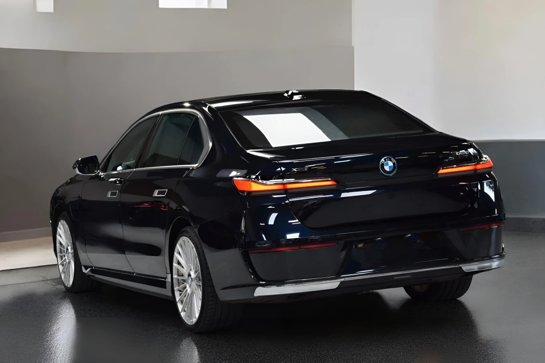 BMW Seria 7 750e xDrive Pure Excellence (3)