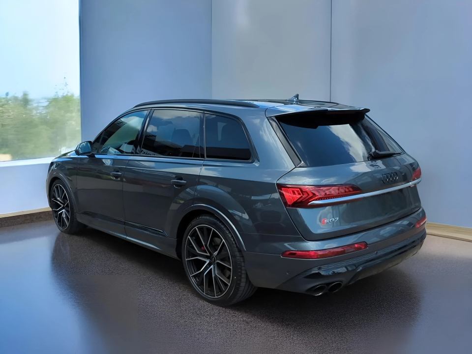 Audi Q7 4.0 TFSI quattro V8 (4)