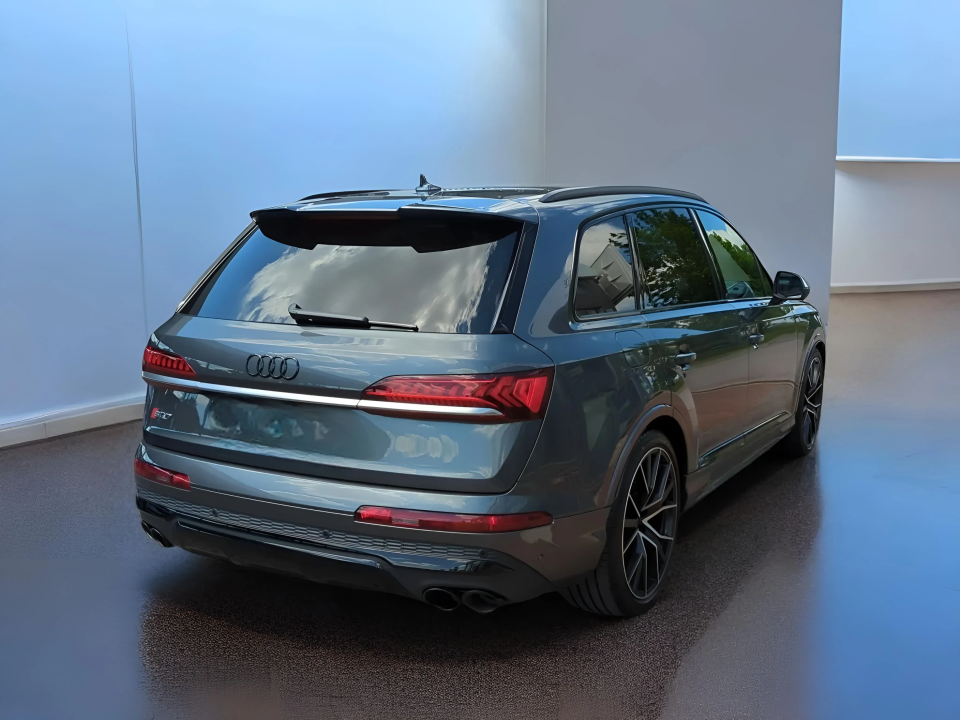 Audi Q7 4.0 TFSI quattro V8 (2)