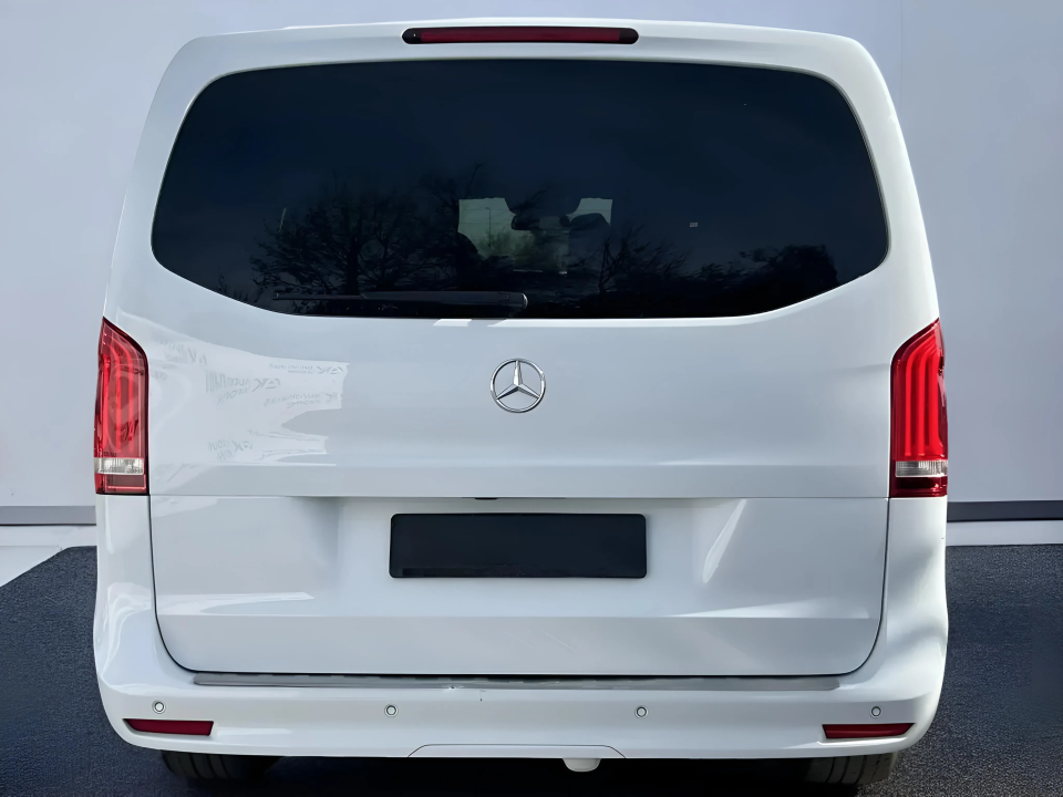 Mercedes-Benz V 300d 4MATIC Lang (5)