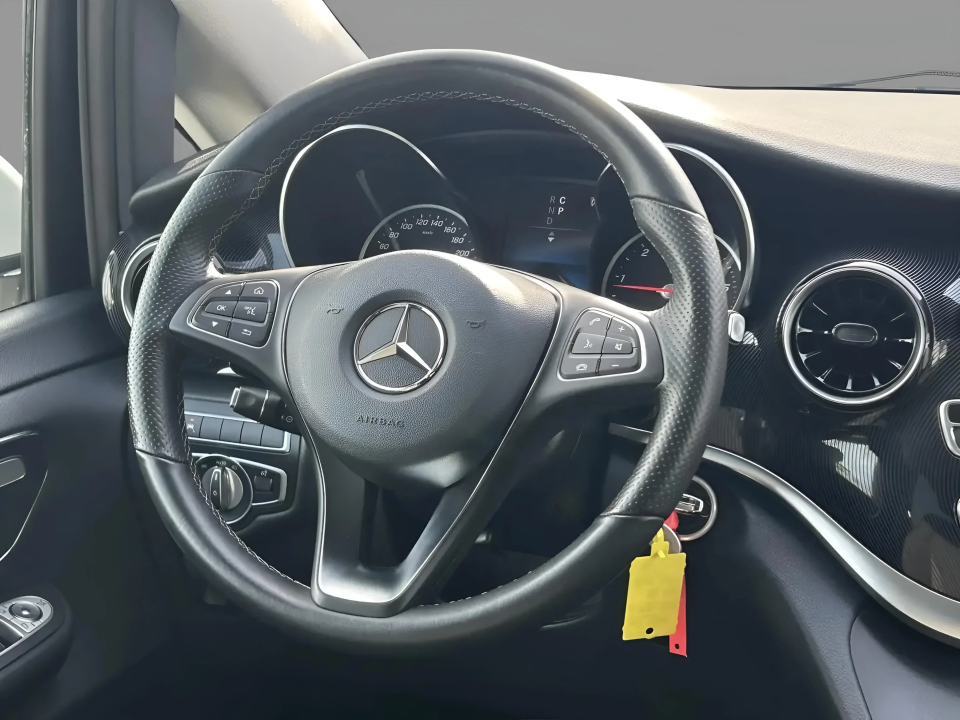 Mercedes-Benz V 300d 4MATIC Lang - foto 14