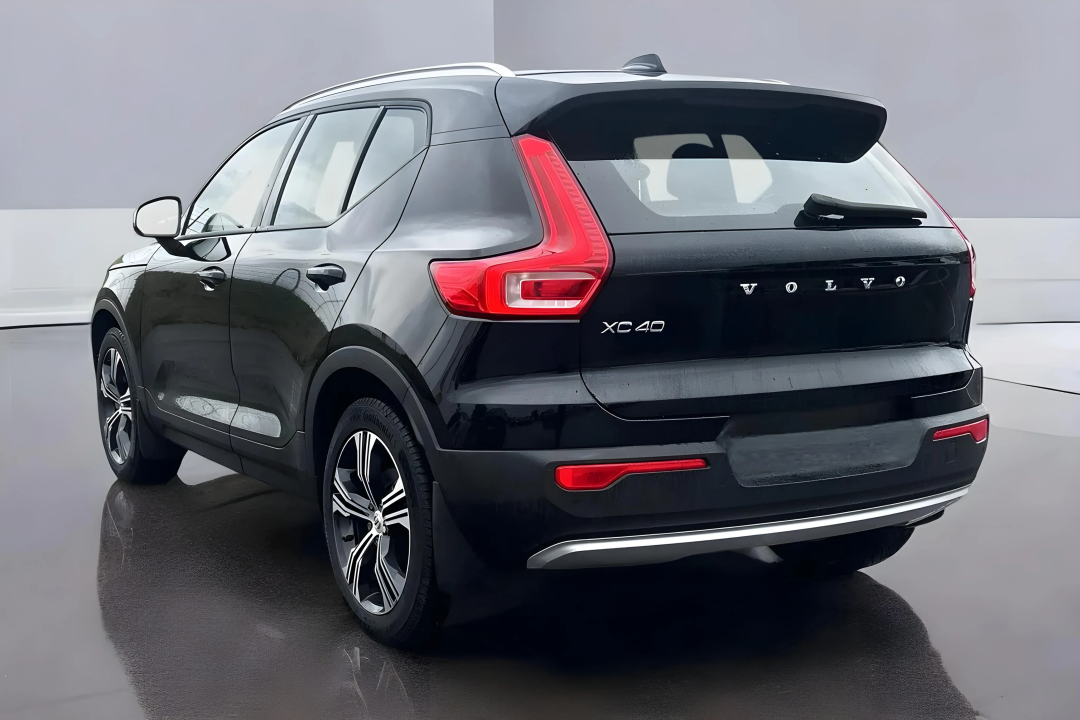 Volvo XC 40 T4 AWD Momentum (3)