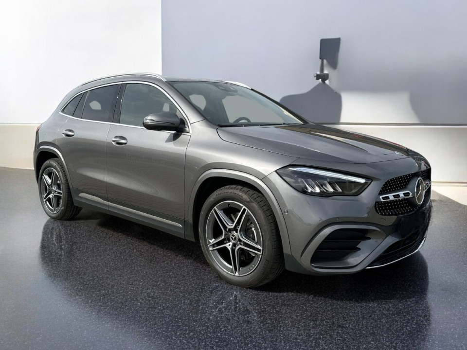 MERCEDES-BENZ GLA 220 4MATIC (1)