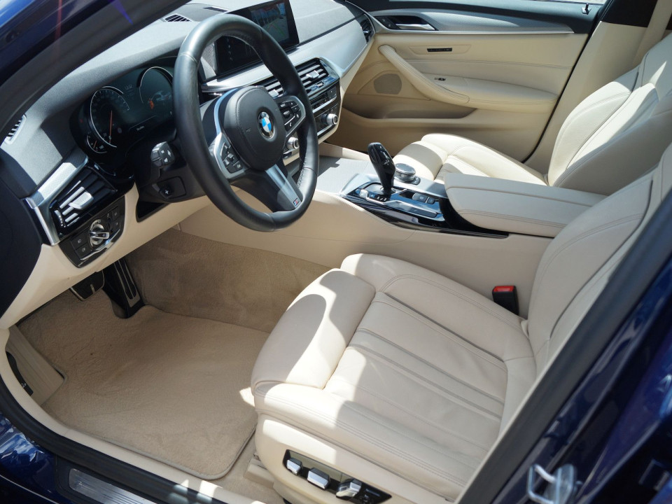 BMW Seria 5 540 i xDrive M Sport Limousine - foto 9