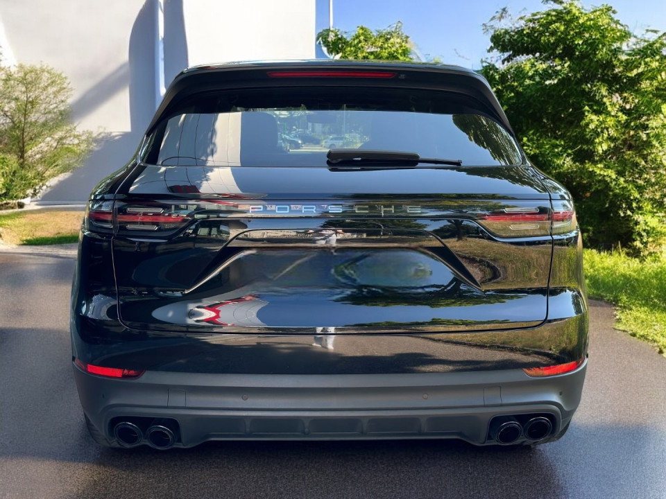 Porsche Cayenne (4)