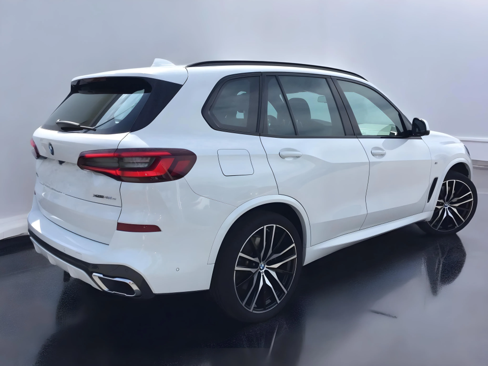 BMW X5 xDrive45e M Sportpaket (3)