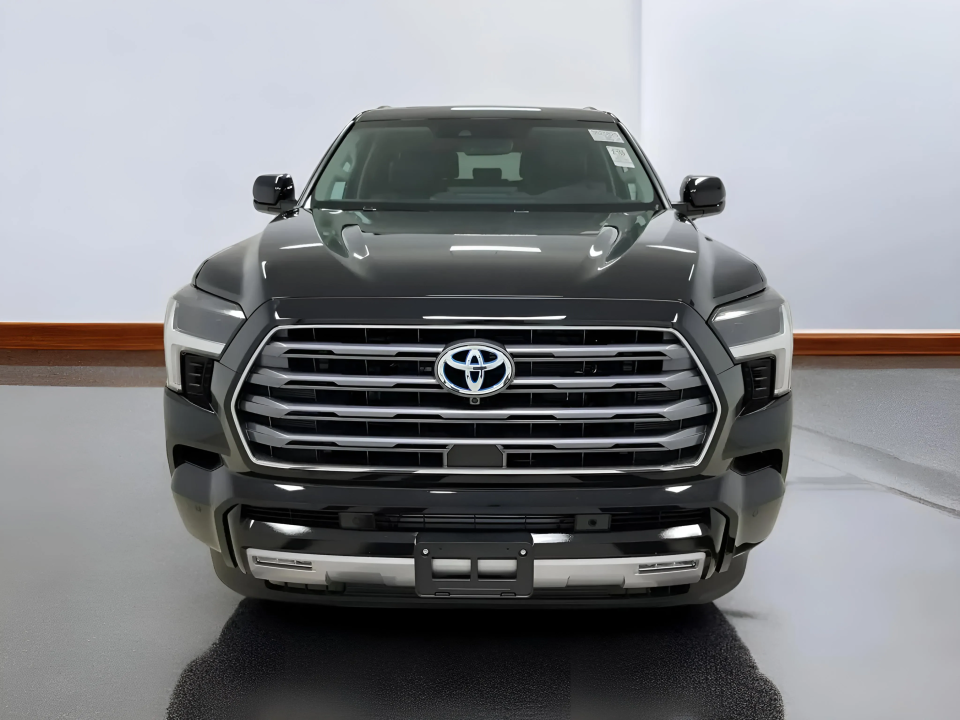 Toyota Sequoia - foto 6