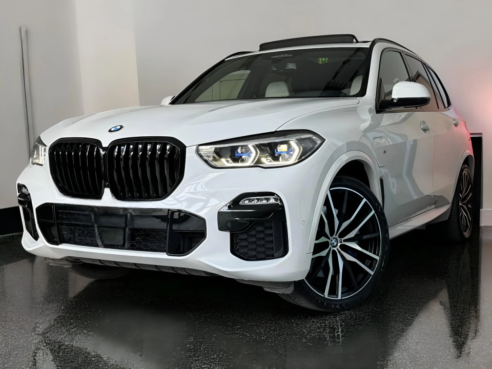 BMW X5 xDrive 45e M SPORT (3)