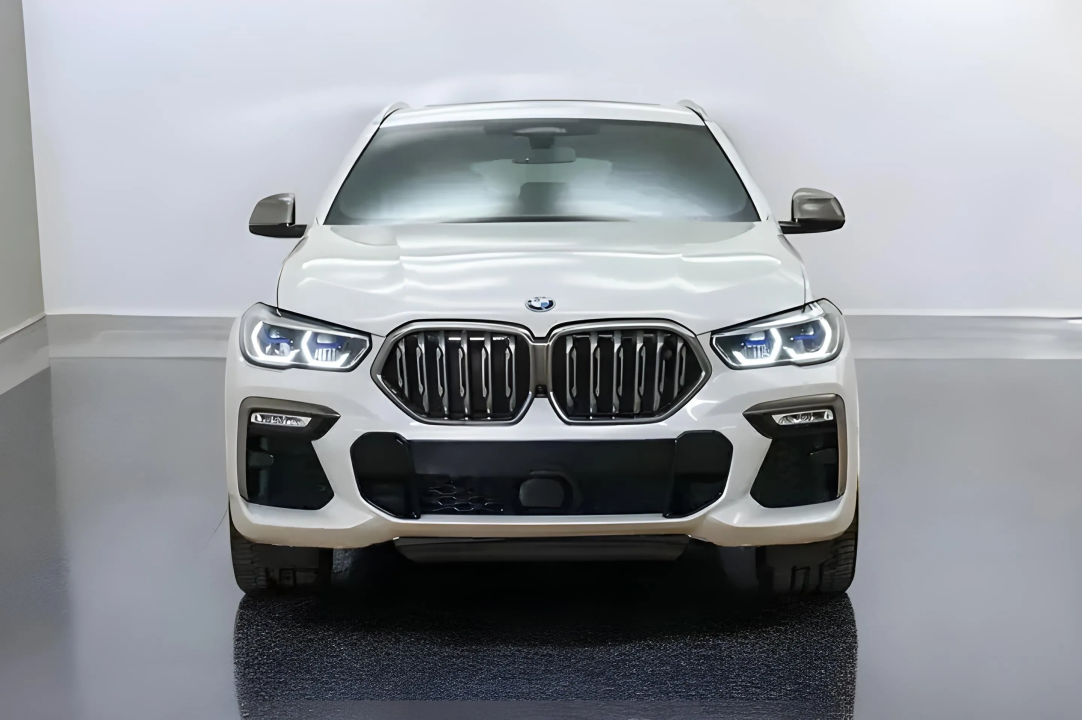 BMW X6 M50i - foto 6