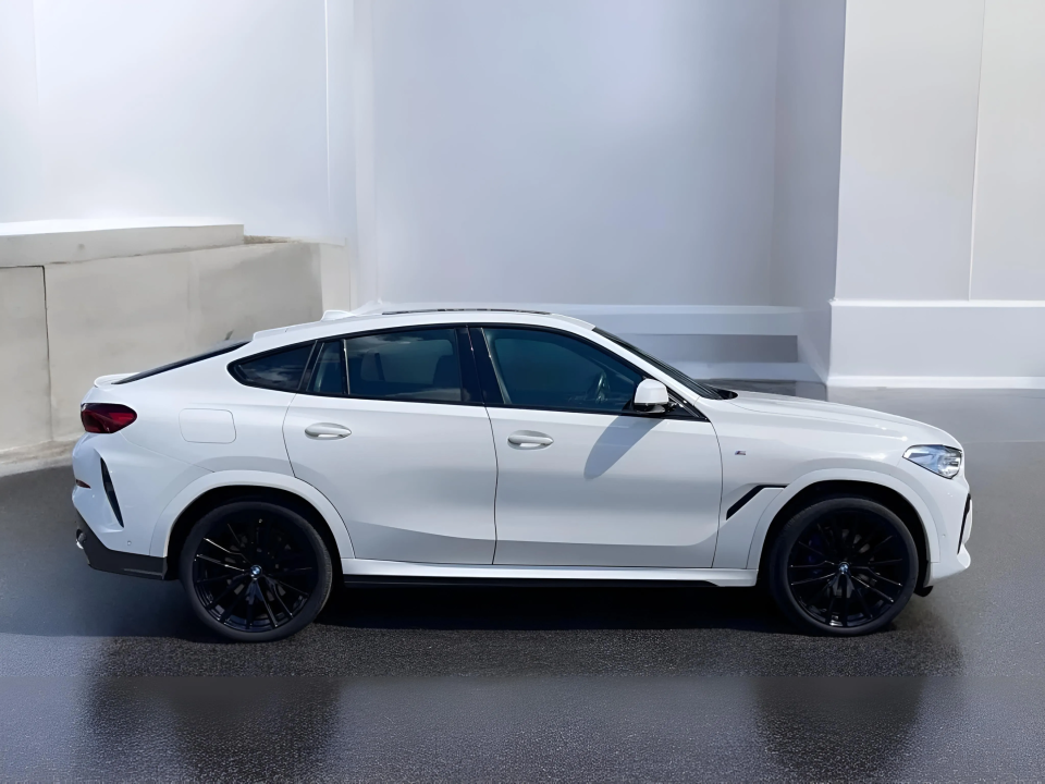 BMW X6 xDrive40i M-Sport (2)