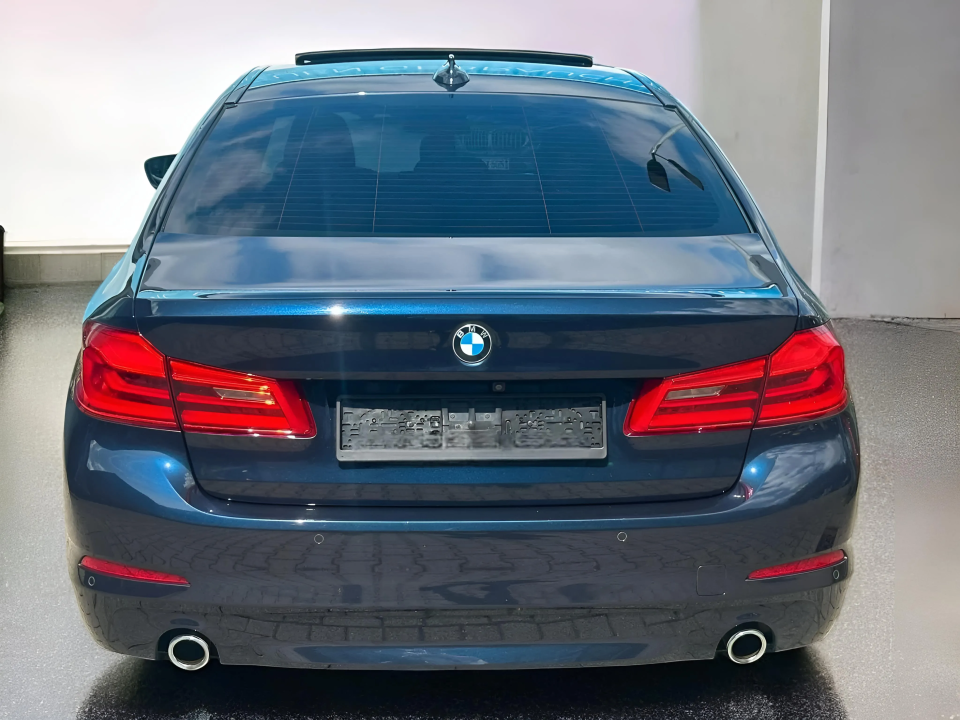 BMW Seria 5 520 d Limuzina (3)