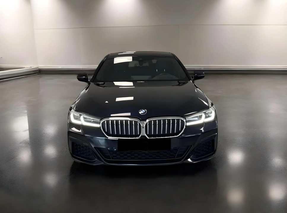 BMW Seria 5 530e xDrive 292hp M-Sport - foto 6