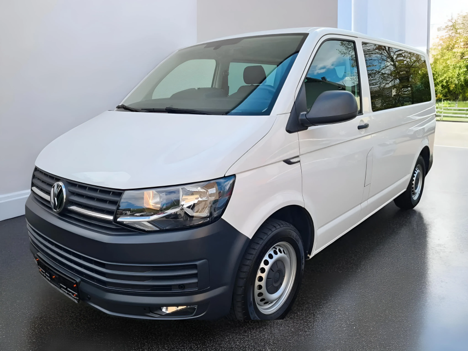 Volkswagen T6 Transporter DSG 7 Locuri (4)