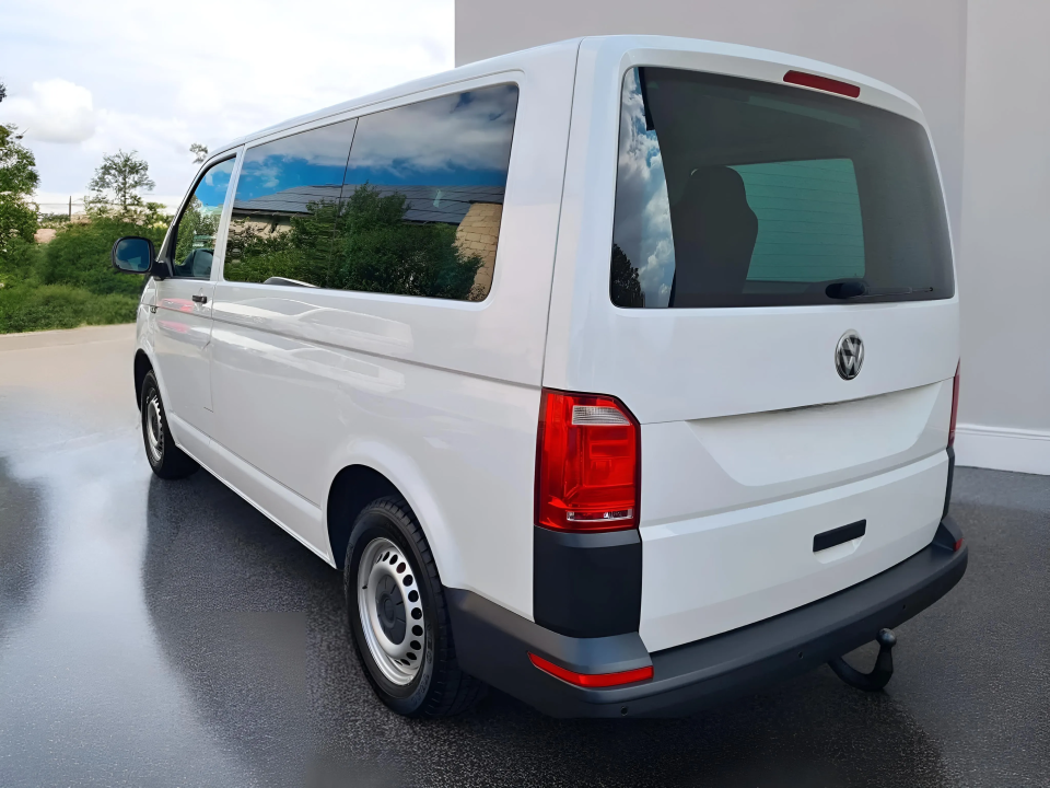 Volkswagen T6 Transporter DSG 7 Locuri (3)