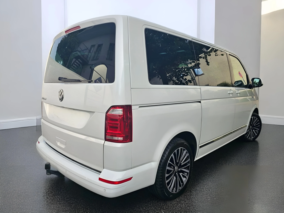 Volkswagen T6 Transporter Multivan (3)