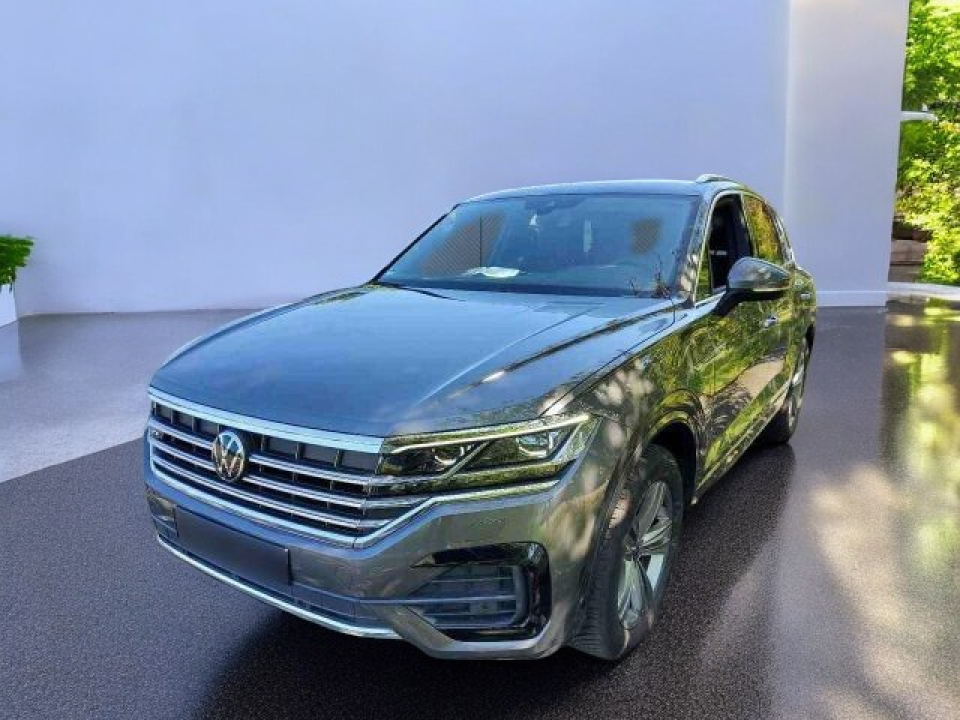 Volkswagen Touareg R-Line (4)