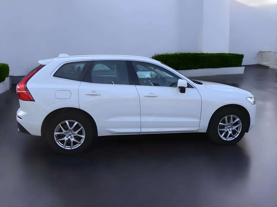 Volvo XC 60 T4 Geartronic Momentum Pro (2)