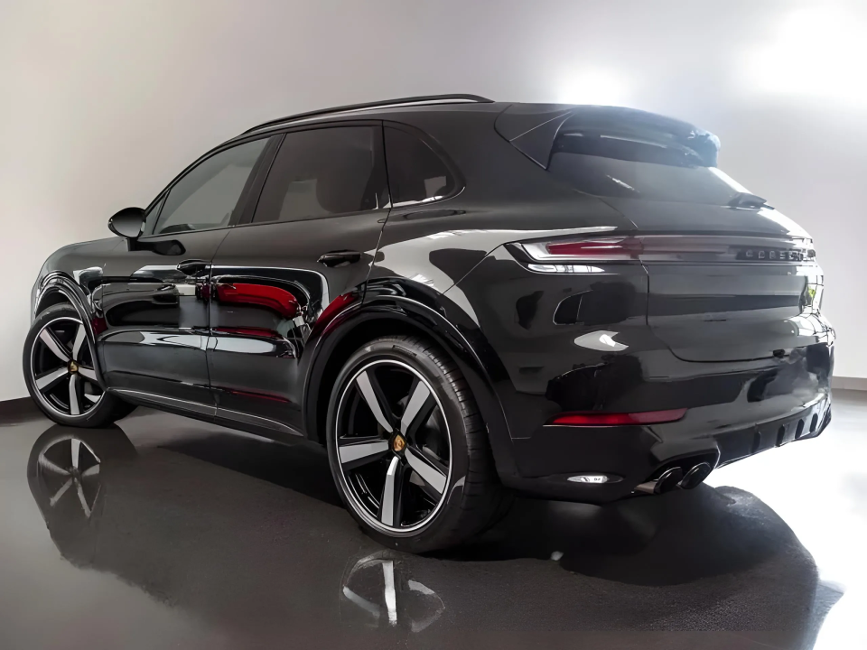 Porsche Cayenne (3)