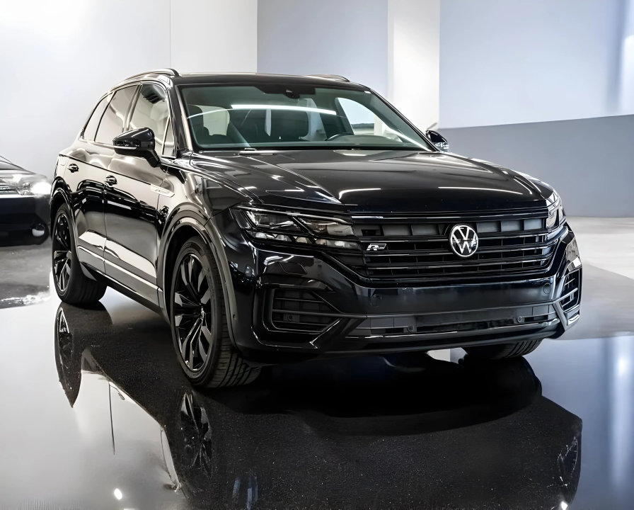 Volkswagen TOUAREG 3.0 TDi R LINE (1)