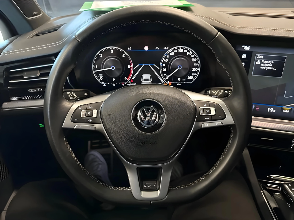 Volkswagen Touareg 3.0 V6 TDI R-Line - foto 17