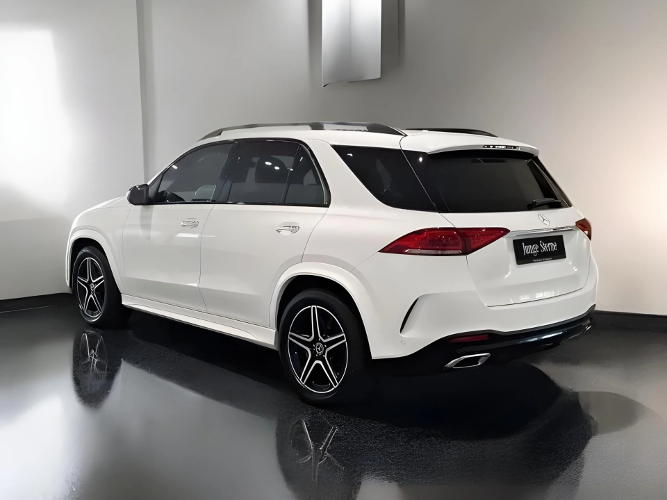 Mercedes-Benz GLE 300d 4MATIC - foto 6