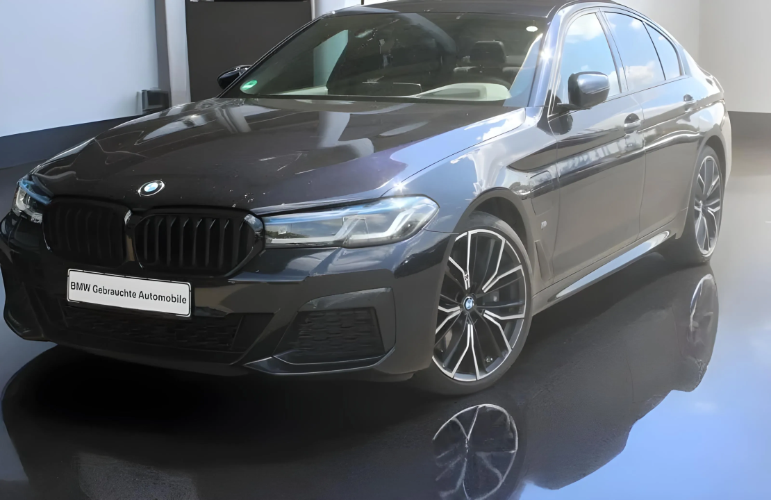 BMW Seria 5 545e xDrive M-Sport (1)