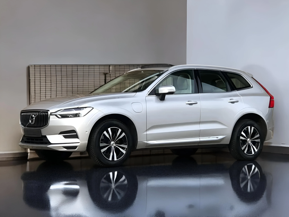 Volvo XC 60 T6 Recharge AWD Inscription (5)