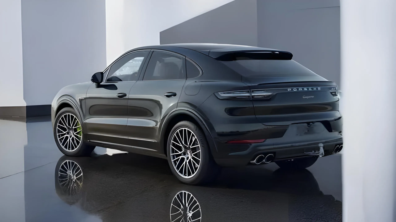 Porsche Cayenne Coupe E-Hybrid (3)