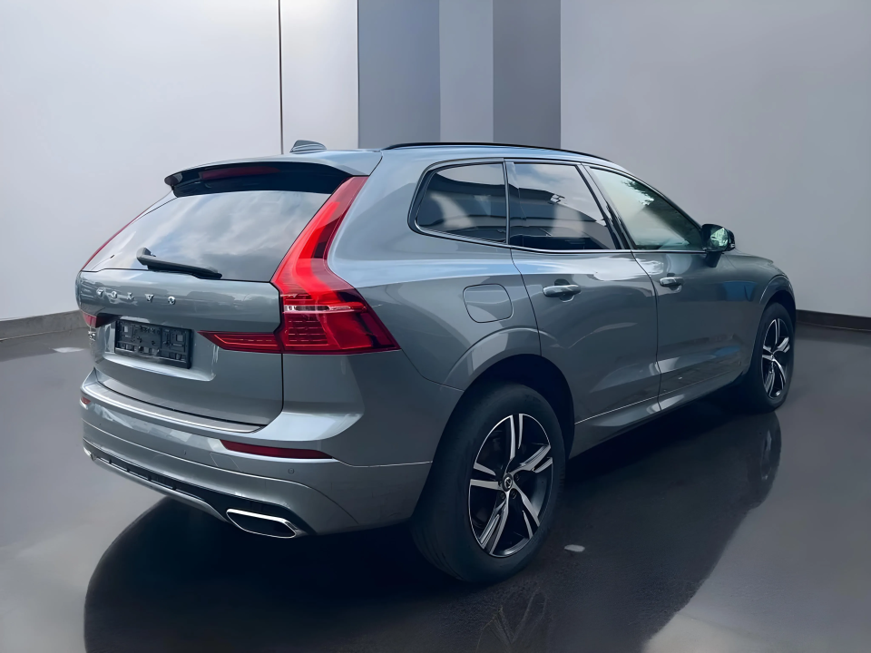 Volvo XC 60 T8 Recharge R-Design (4)